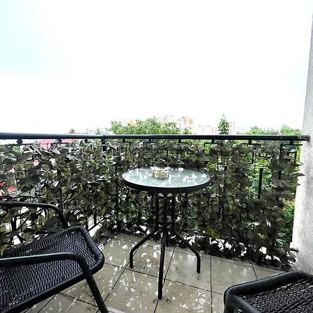 Large Apartment !!!Ciuflea Str. คีชีเนา ภายนอก รูปภาพ